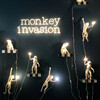 Миниатюра фото настольная лампа monkey lamp sitting | 220svet.ru